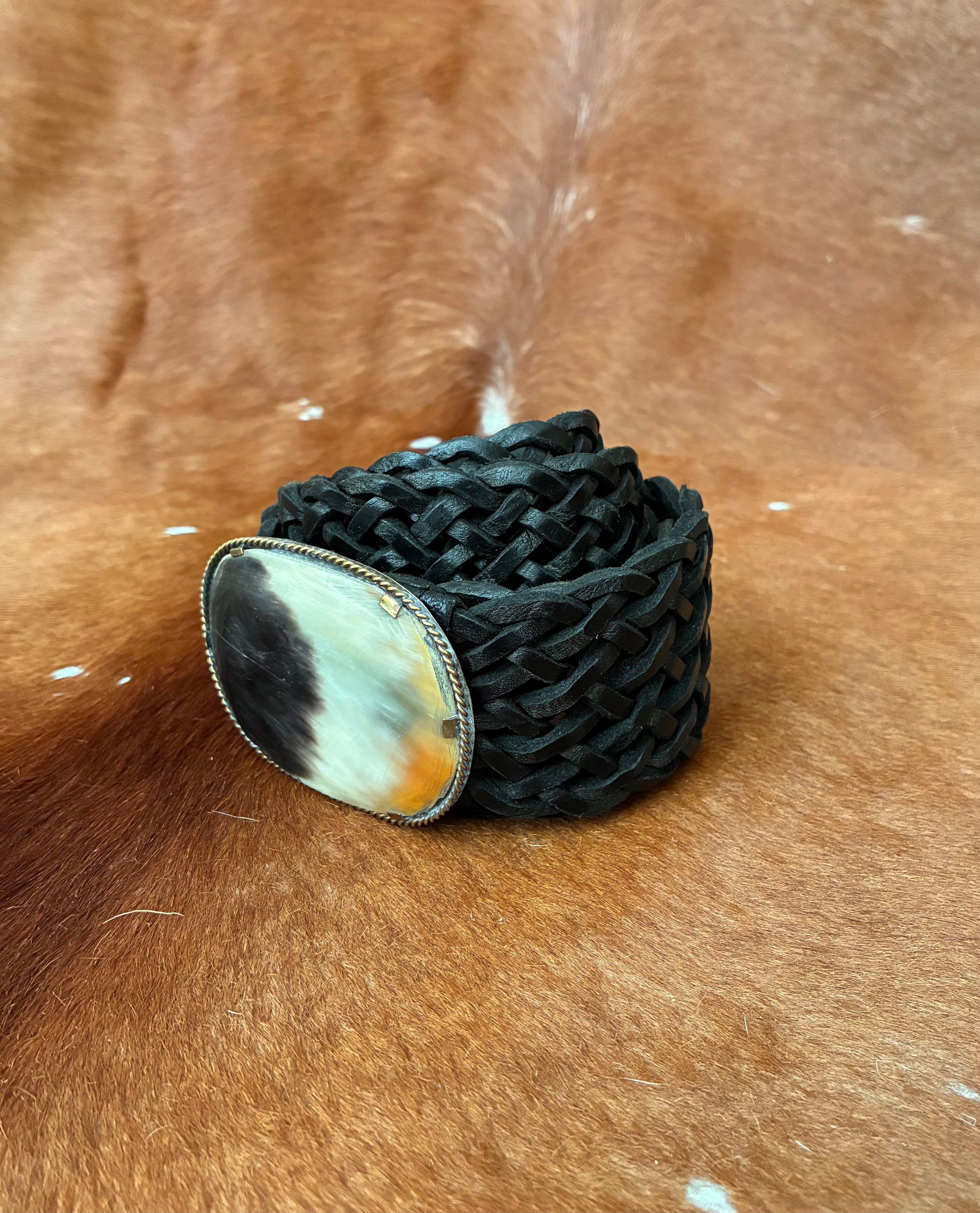 Black Leather & Shell Oval Belt